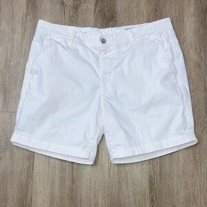 Like New Men’s AG Adriano Goldschmeid Short Slim Fit Size 34 Waist. 7” Inseam.